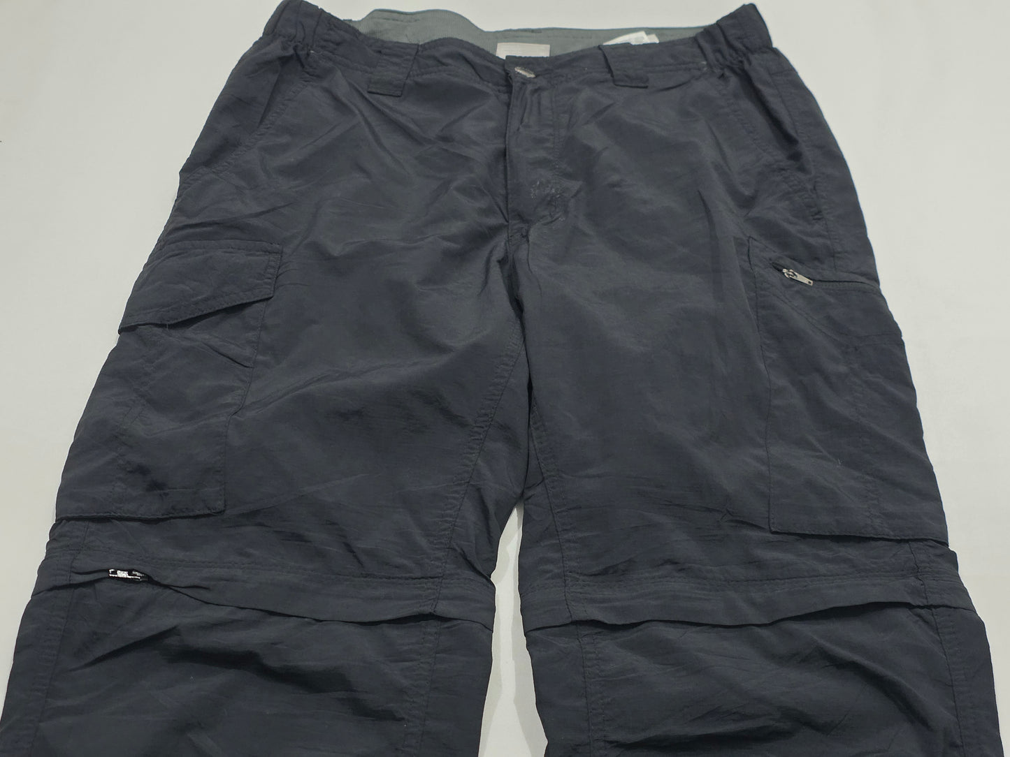 Pantalon Convertible Columbia 32x30 Recto Negro (Usado)