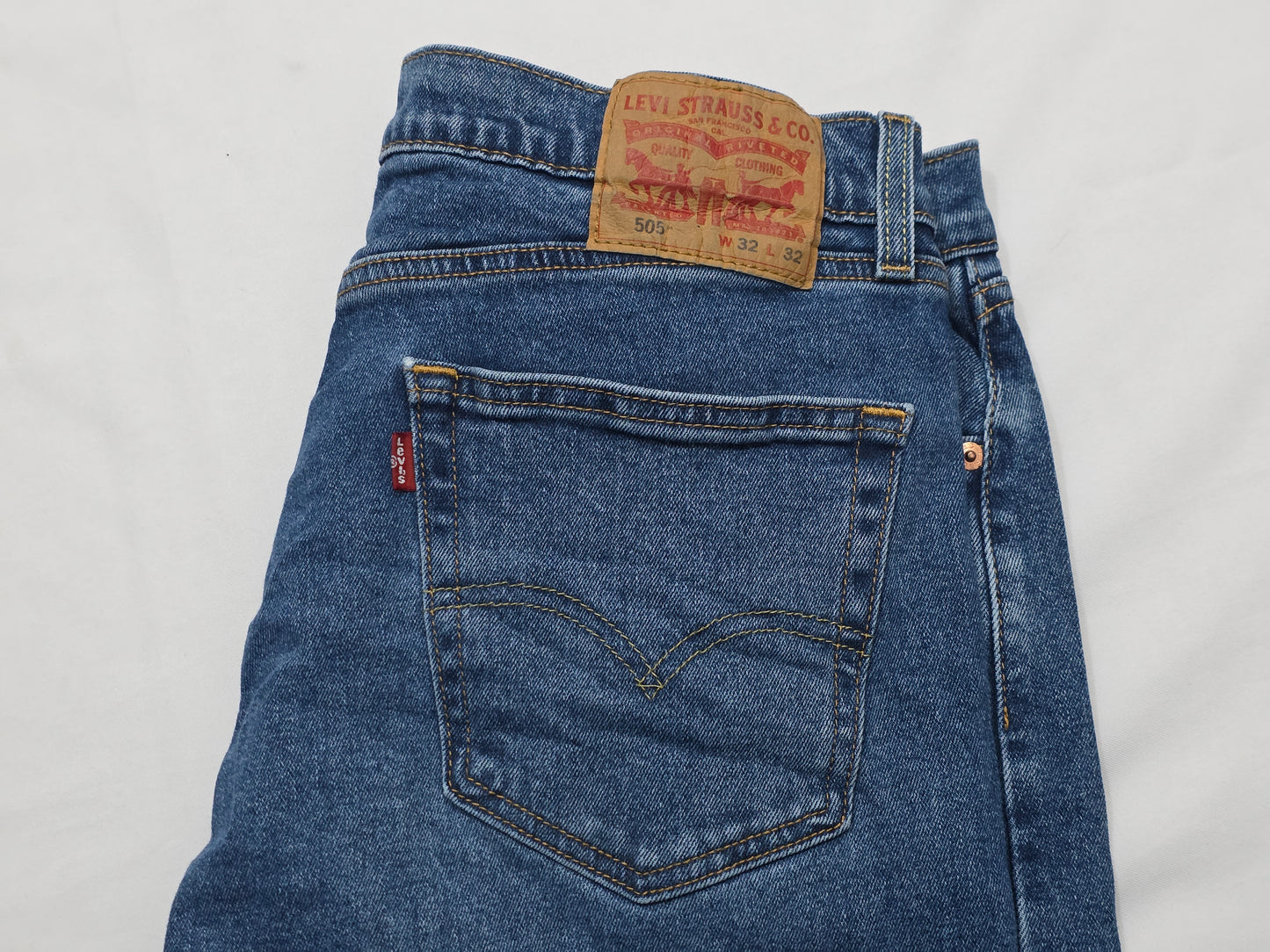 Pantalon Levis 505 32x32 Recto Azul (Usado)