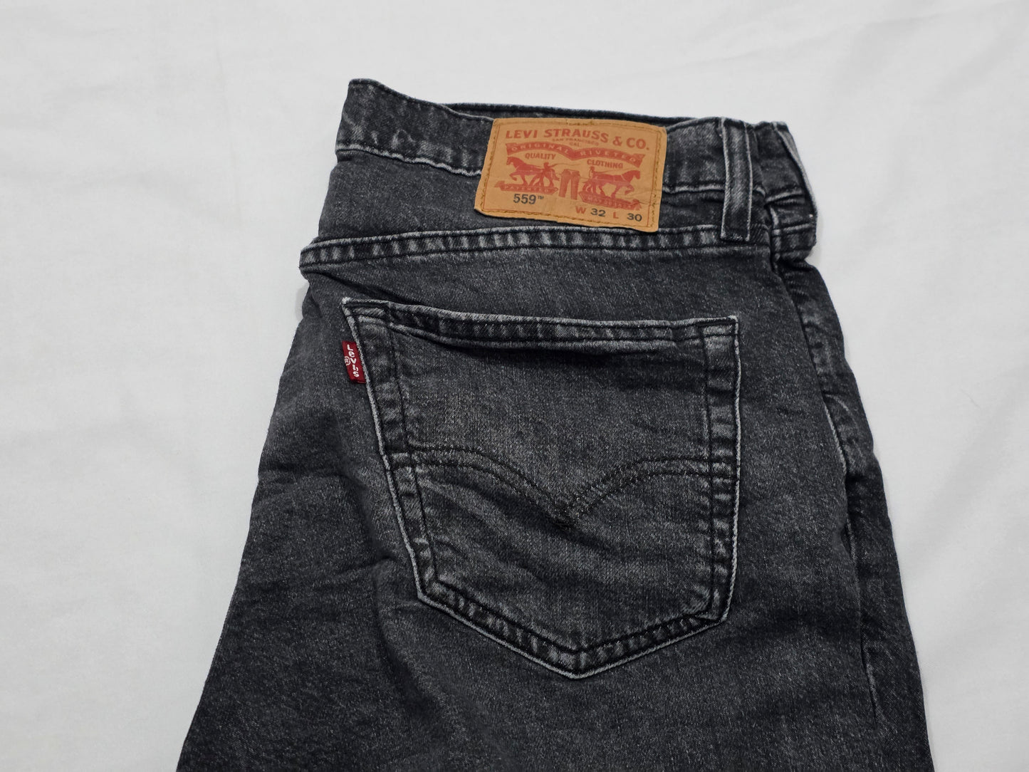 Pantalon 559 32x30 Relaxed Recto Negro Deslavado (Usado)