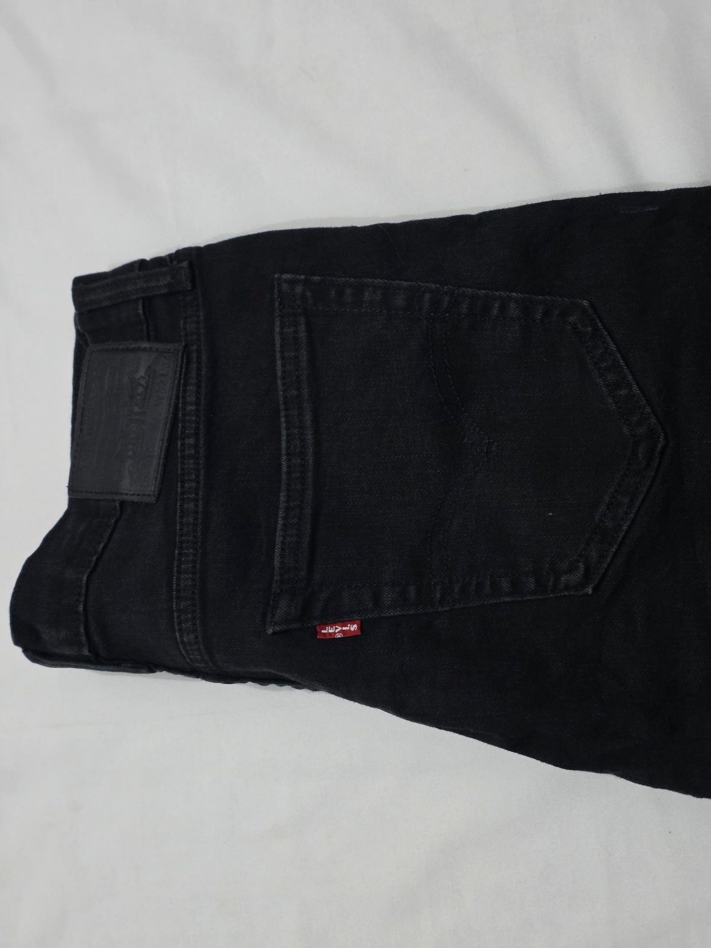 Pantalon Levis 512 32x34 Skinny Negro (Usado)