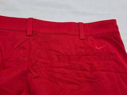 Bermuda Nike Golf Talla 36 Coral Oscuro (Usado)