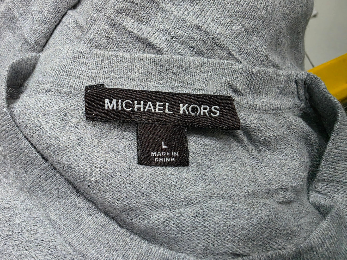 Sueter Michael Kors Grande L Gris Cuello Redondo (Usado)