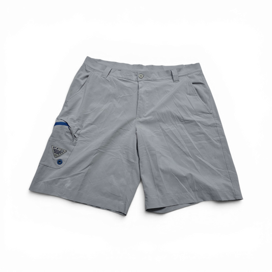 Bermuda Columbia Talla 36 Gris (Usado)
