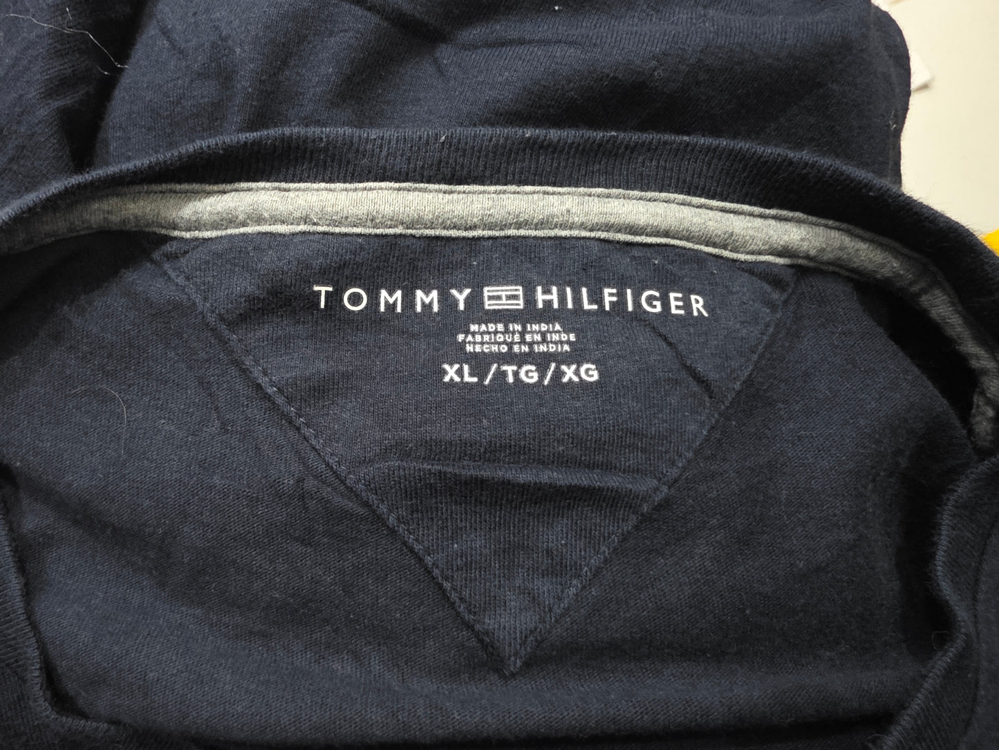 Playera Manga Larga Tommy Hilfiger Xgrande Xl Azul Letras (Usado)
