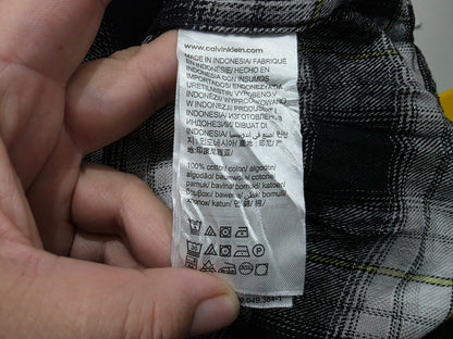 Camisa Calvin Klein Xgrande Xl Negro Y Blanco Cuadr (Usado)