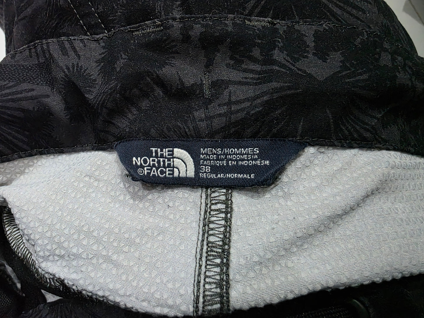 Bermuda The North Face Talla 38 Negro (Usado)