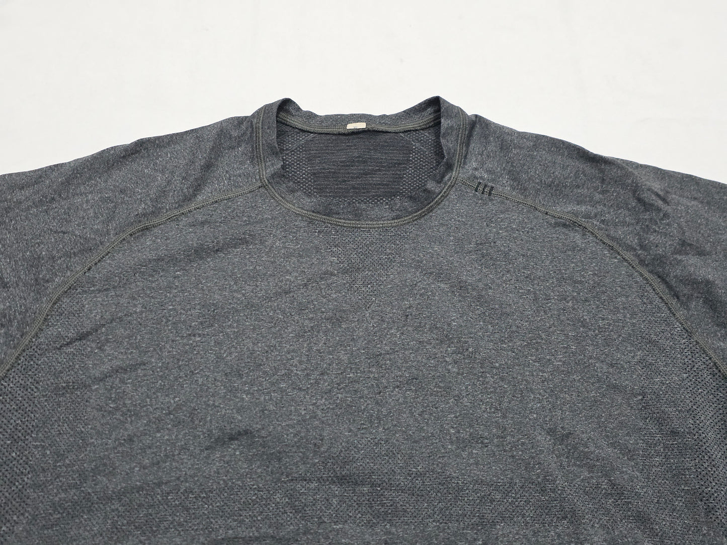 Playera Lululemon Xgrande Xl Gris Deportivo (Usado)