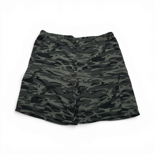 Bermuda Columbia Talla 42 Omni Shade Verde Camuflaje (Usado)