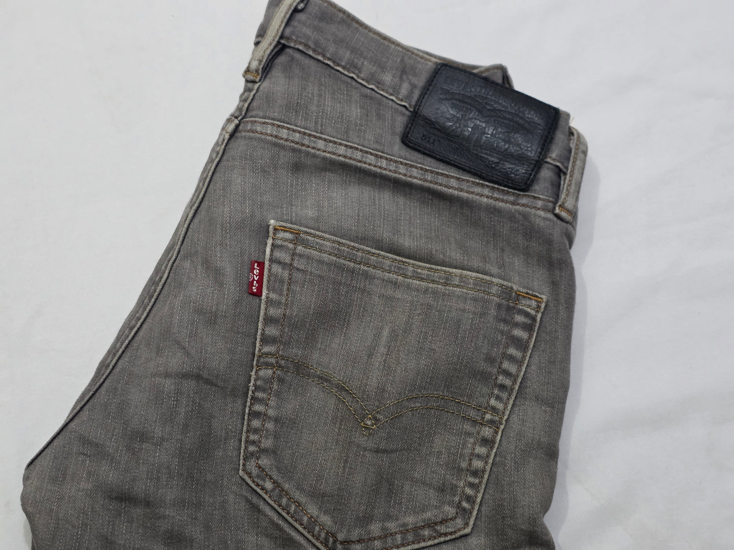Pantalon Slimfit Levis 511 32x34 Gris
