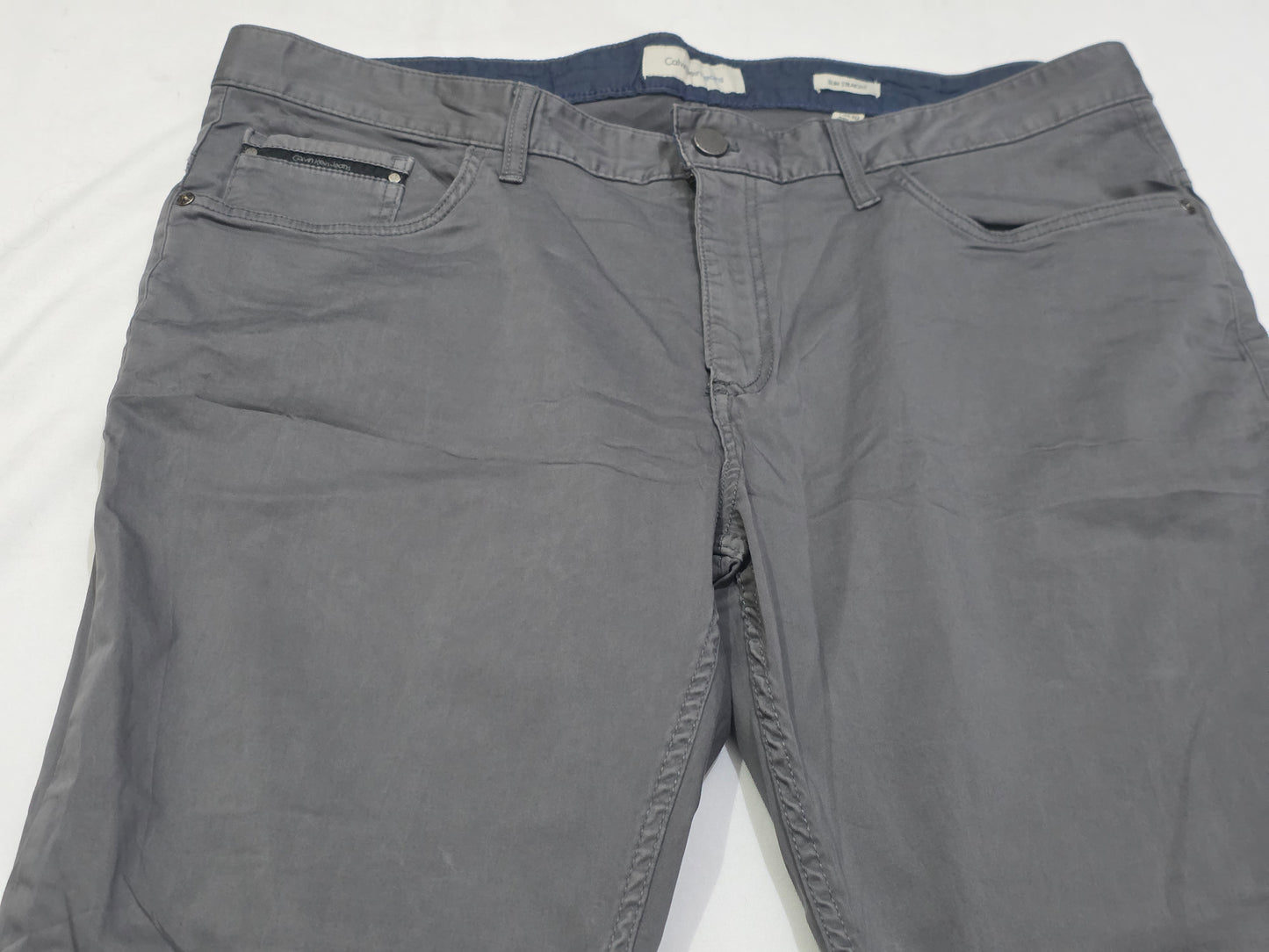 Pantalon Slim Recto Calvin Klein 38x30 Gris