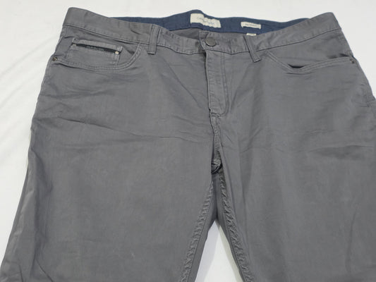 Pantalon Slim Recto Calvin Klein 38x30 Gris