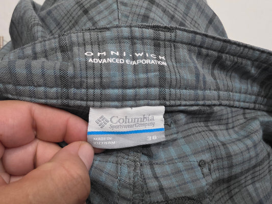 Bermuda Columbia Talla 36 Azul Y Gris