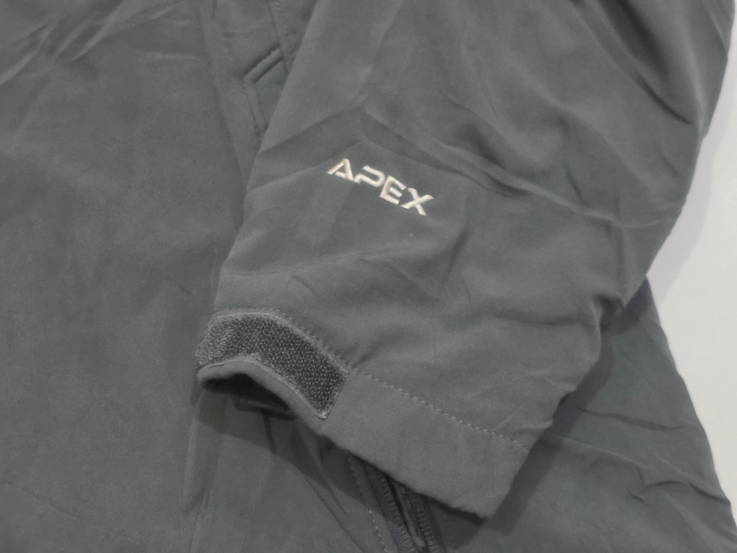 Chamarra The North Face Apex Grande L Gris