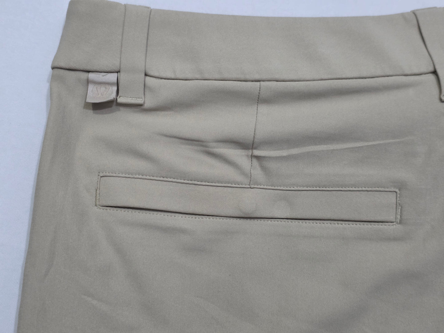 Bermuda Deportiva Lululemon Talla 32 Cafe
