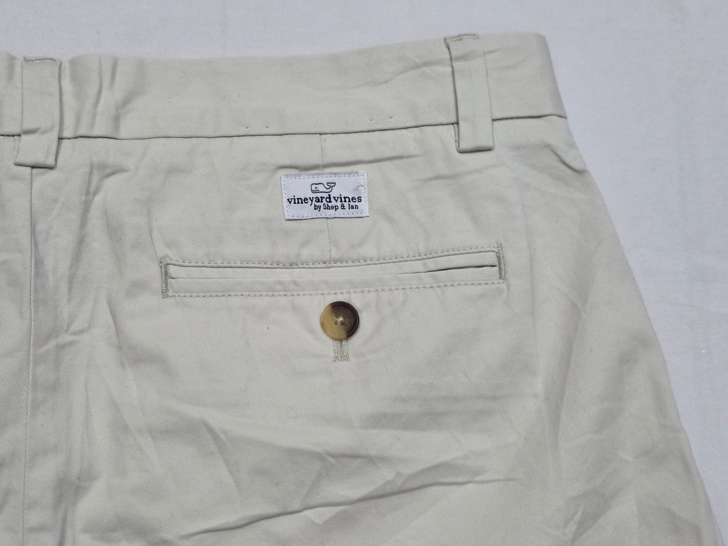 Bermuda Vineyard Vines Talla 32 Beige