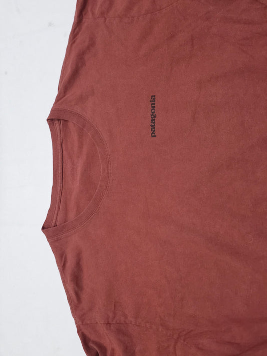 Playera Patagonia Grande L Vino Manga Larga