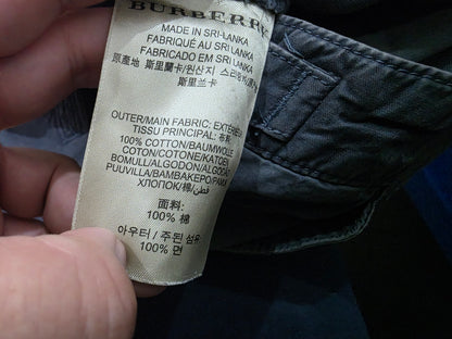 Bermuda Burberry Talla 30 R Gris Deslavado