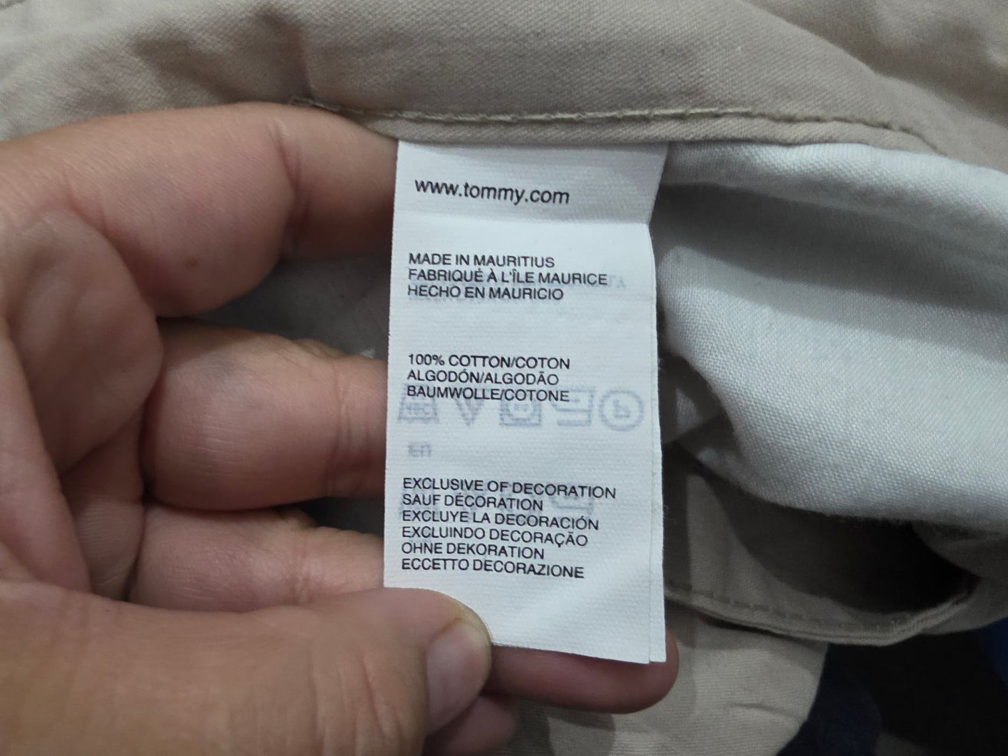 Bermuda Tommy Hilfiger Talla 36 Caqui