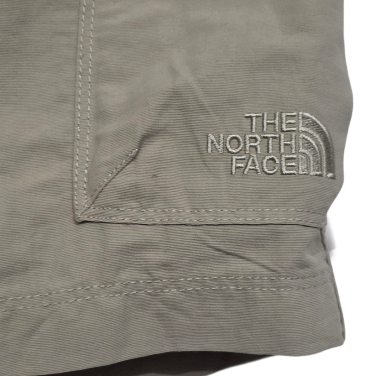 Bermuda Con Cinturon The North Face Xgrande Xl Caqui