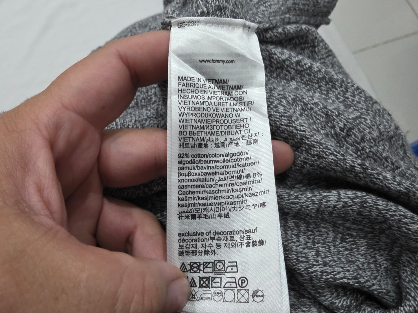 Sueter Tommy Hilfiger 2xl Gris Con Cashmere