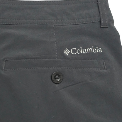 Bermuda Columbia Talla 34 Gris Oscuro