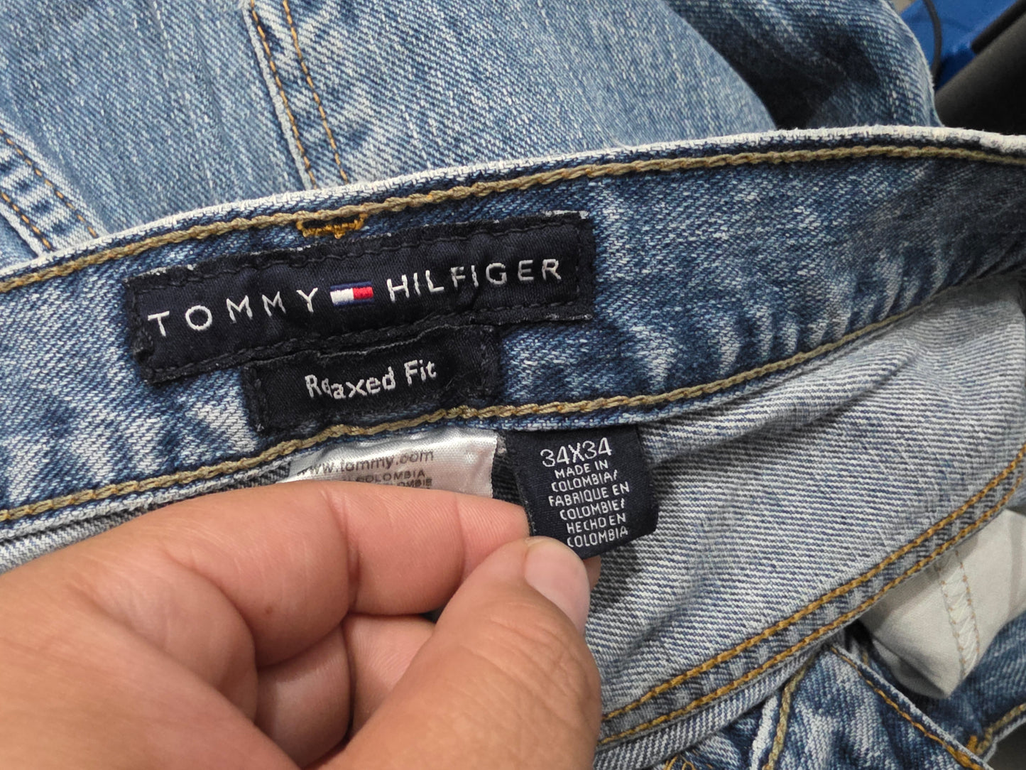 Pantalon Relaxed Fit Tommy Hilfiger 34x34 Azul Claro (Usado)