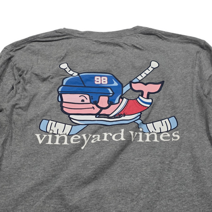 Playera Vineyard Vines Chico S Ballena Hockey Manga Larga (Usado)