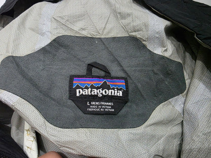 Chamarra Patagonia Grande L Negra Resistente Al Agua (Usado)