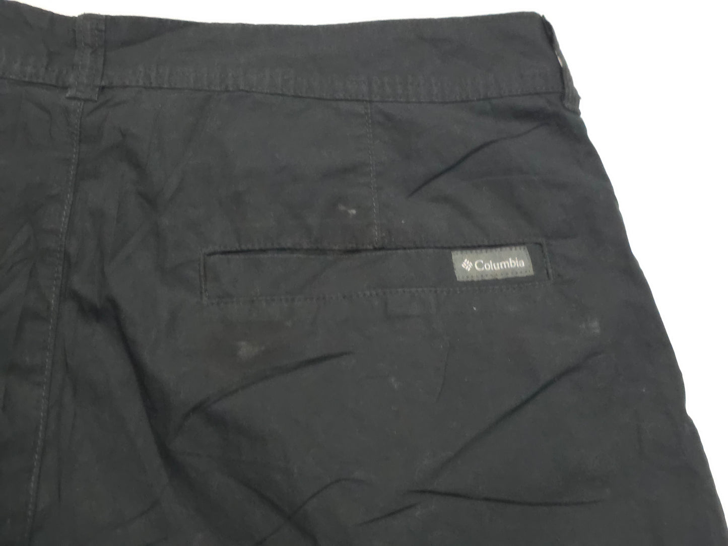 Bermuda Columbia Talla 34 Negro (Usado)
