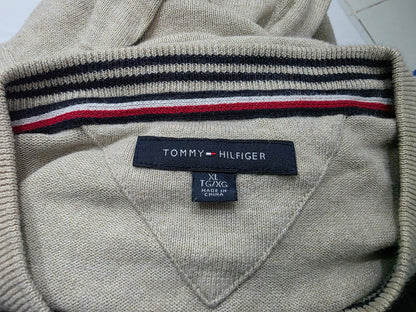 Sueter Tommy Hilfiger Xgrande Xl Cafe Cuello V (Usado)