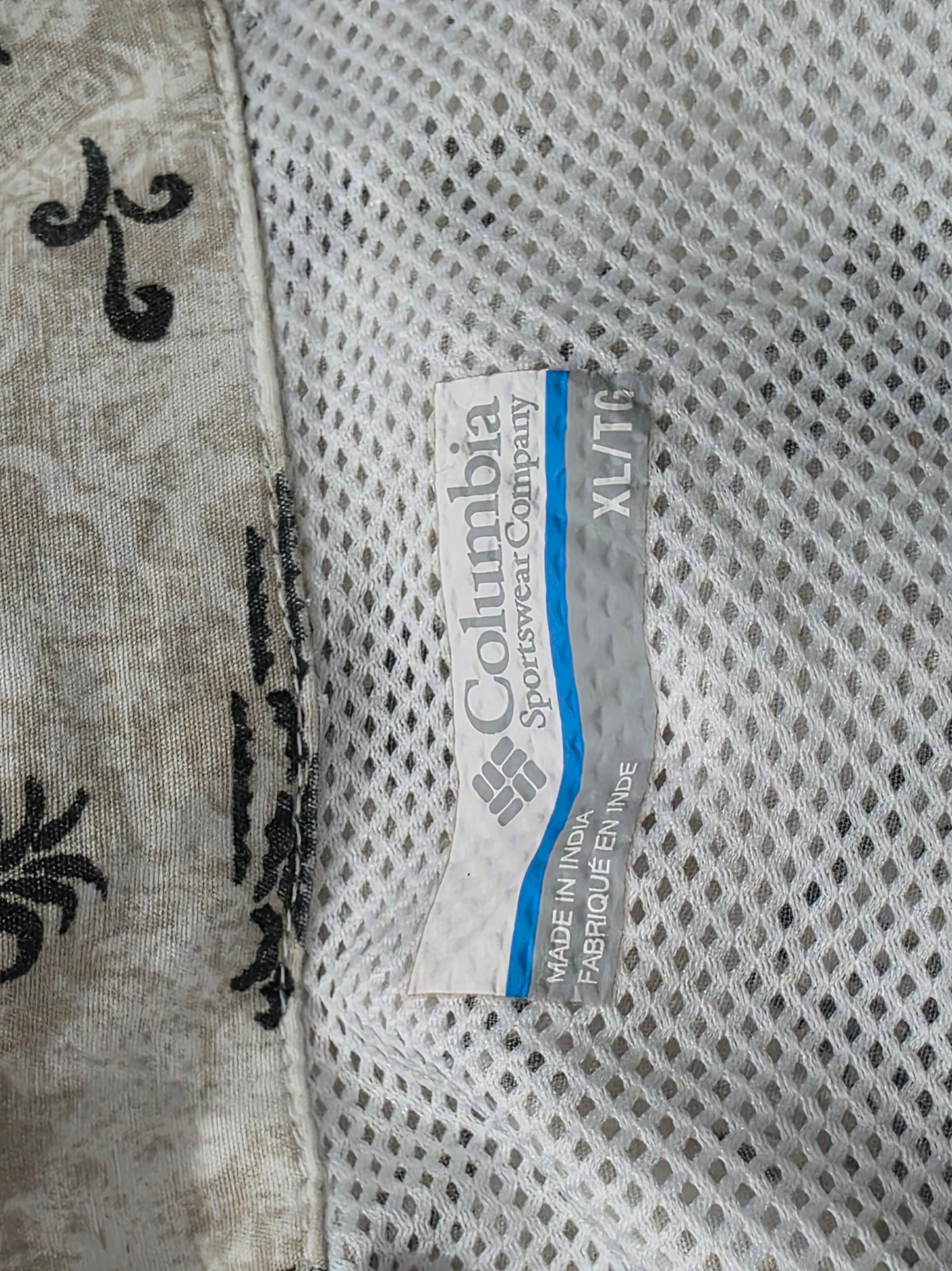 Camisa Columbia Xgrande Xl Cafe Figuras Manga Corta (Usado)