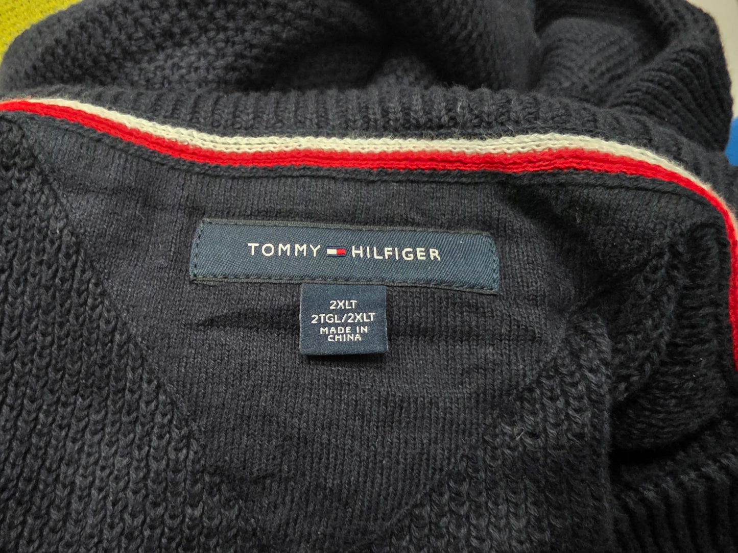Sueter Tommy Hilfiger 2xl Azul Oscuro (Usado)