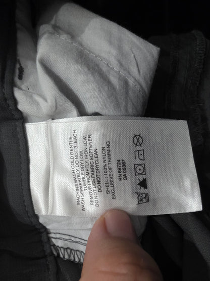 Pantalon Columbia Adolescente Xl Gris (Usado)