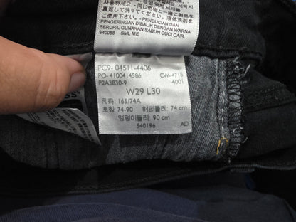 Pantalon Levis 511 29x30 Slimfit Negro (Usado)