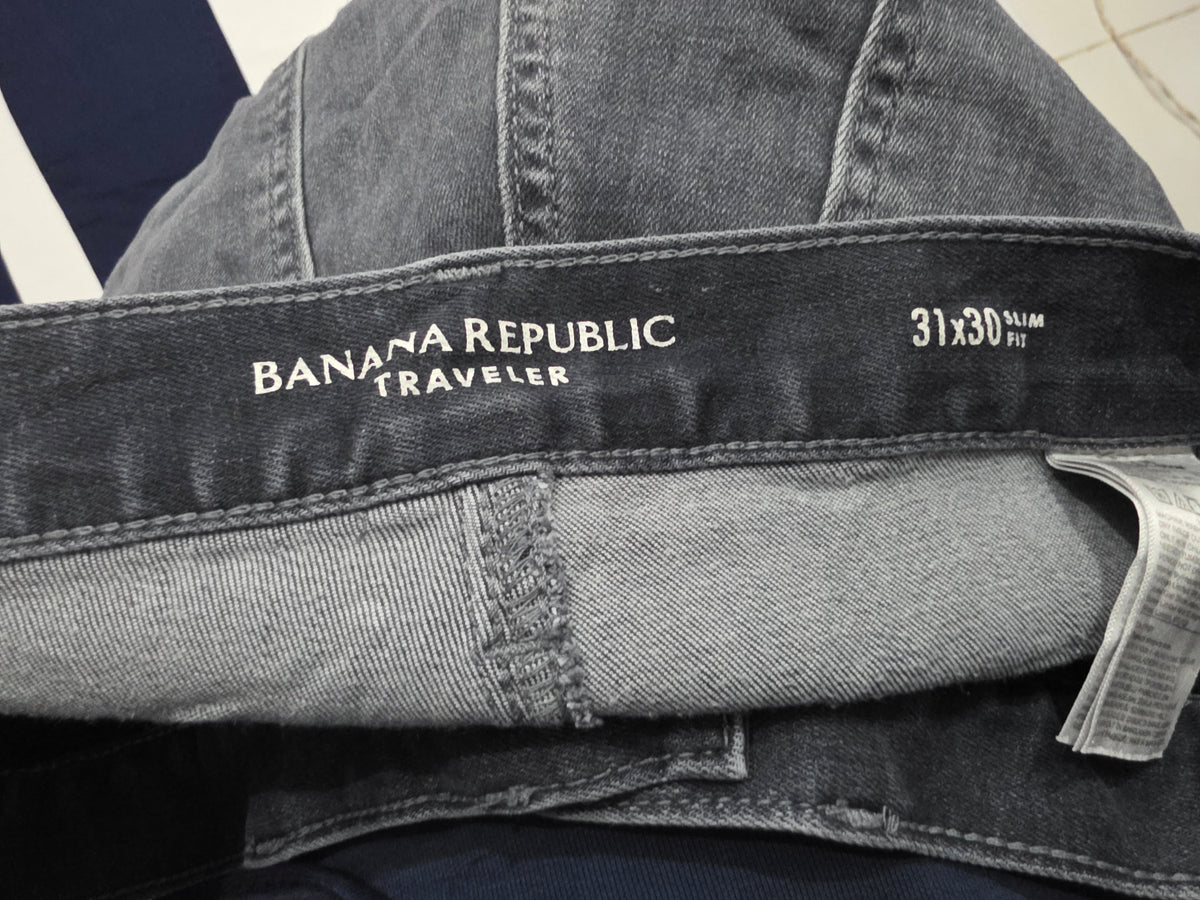 Pantalon Slim Fit Banana Republic 31x30 Azul Oscuro (Usado)
