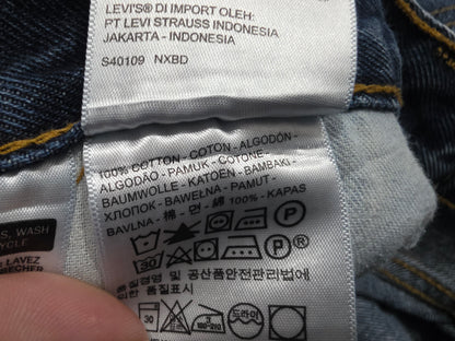 Pantalon Recto Levis 505 36x29 Azul (Usado)