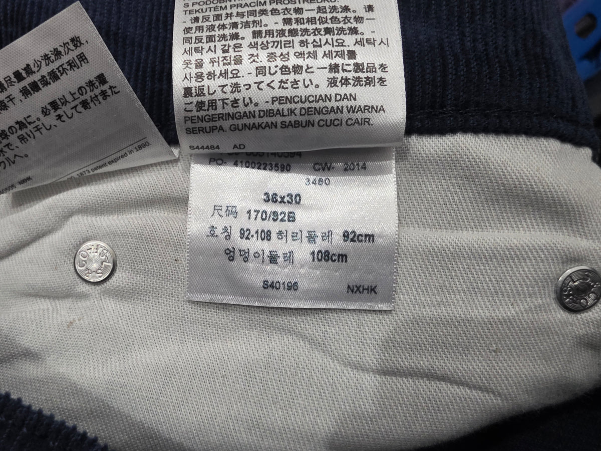 Pantalon Recto Levis 514 36x30 Azul Pana (Usado)