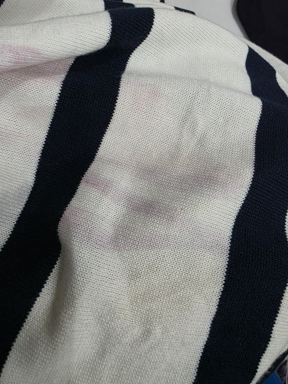 Sueter Tommy Hilfiger Mediana M Blanco Y Azul Lineas (Usado)