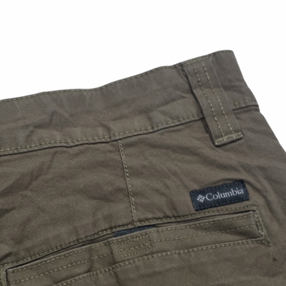Bermuda Columbia Talla 36 Cafe Oscuro