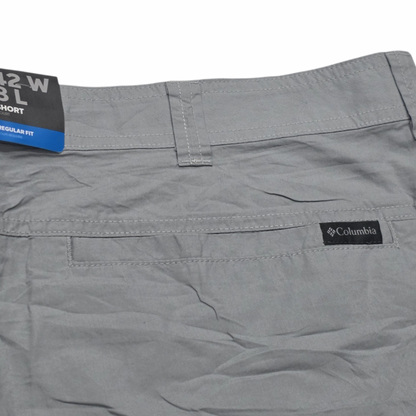 Bermuda Columbia Talla 42 Gris
