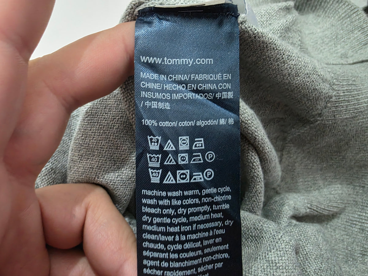 Sueter Tommy Hilfiger Grande L Gris (Usado)