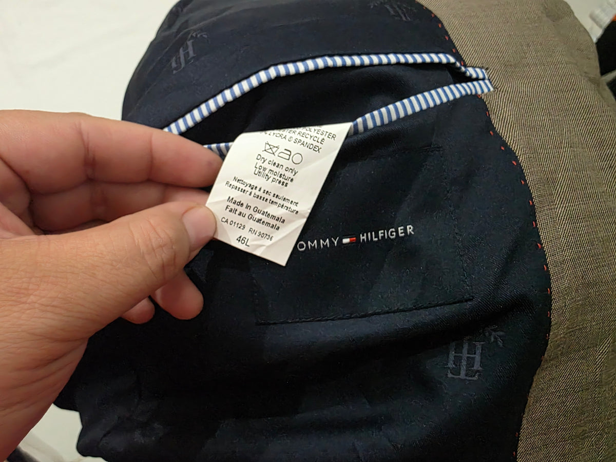 Saco Tommy Hilfiger 46l Cafe Liso (Usado)