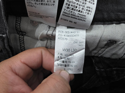 Pantalon Levis 514 30x30 Recto Negro (Usado)