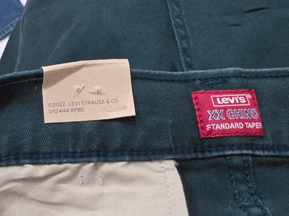Pantalon Levis 30x32 XX Chino Standard Fit verde (NUEVO)