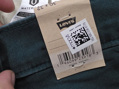 Pantalon Levis 30x32 XX Chino Standard Fit verde (NUEVO)