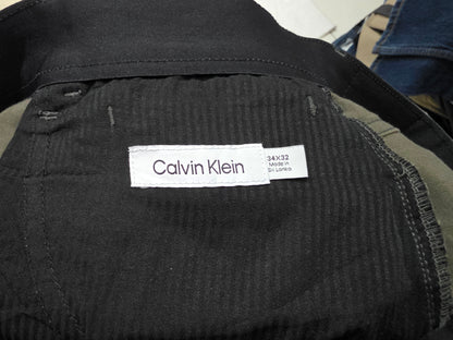 Pantalon Calvin Klein 34x32 Recto Verde (Usado)