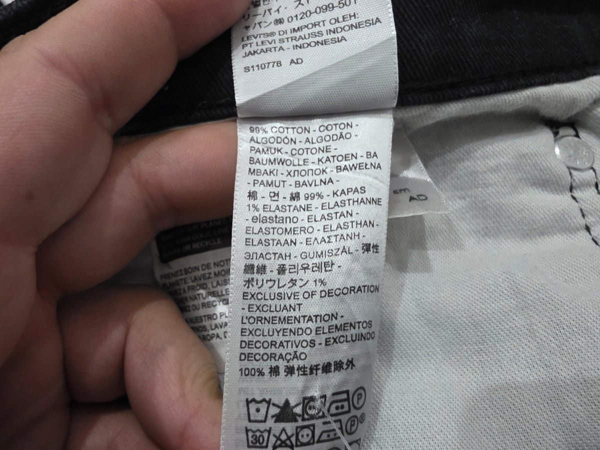 Pantalon Levis 513 34x32 Recto Slim Negro Deslavado (Usado)