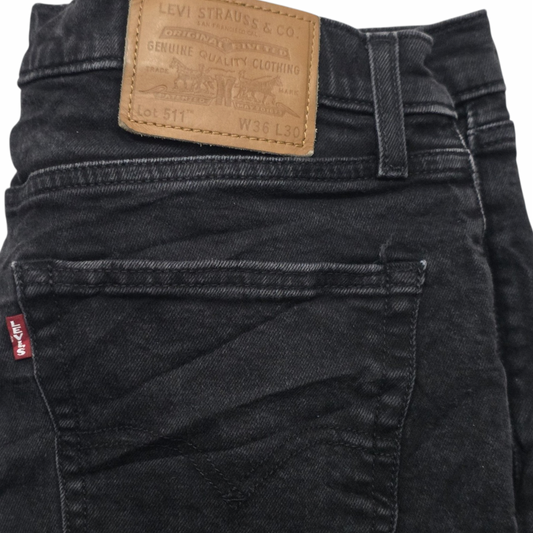 Pantalon Levis 511 36x30 Slimfit Negro (Usado)