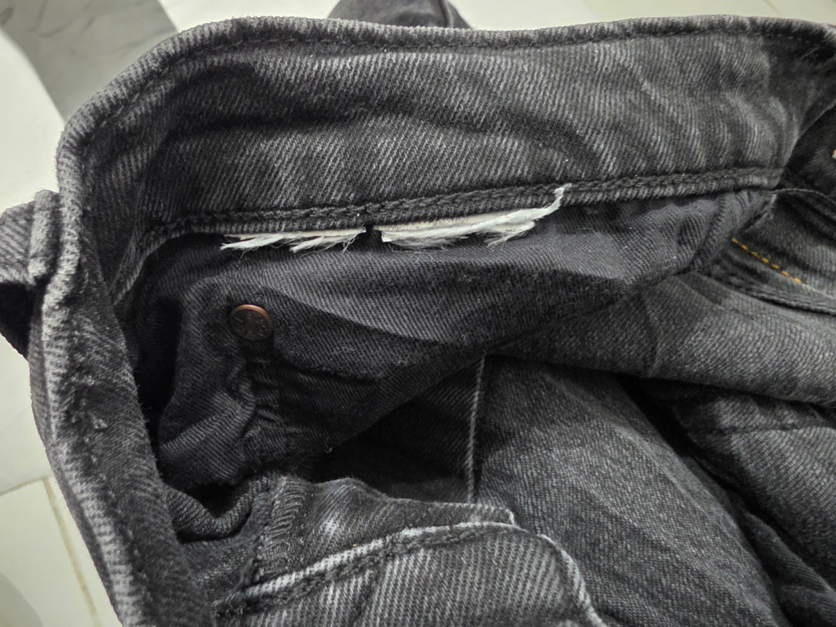 Pantalon Levis 511 36x30 Slimfit Negro (Usado)