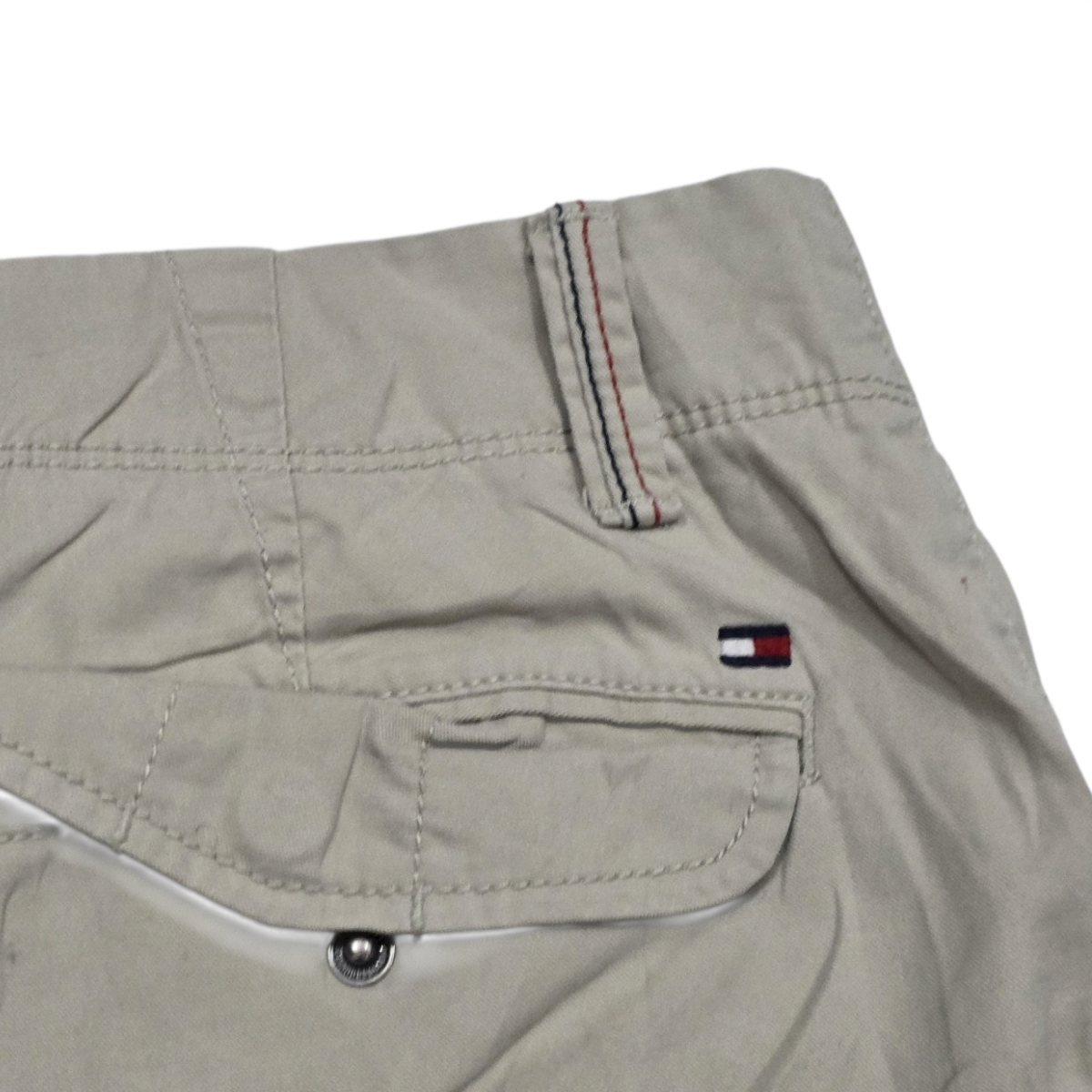 Bermuda Cargo Tommy Hilfiger Talla 33 Caqui (Usado)